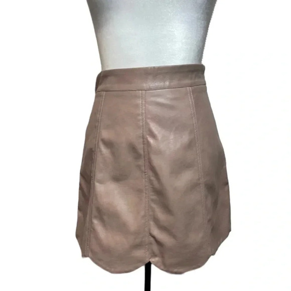 NWT’S. Hyfve Skirts | Scalloped Faux Leather Mini Skirt | Color: Cream/Tan - Picture 3 of 13